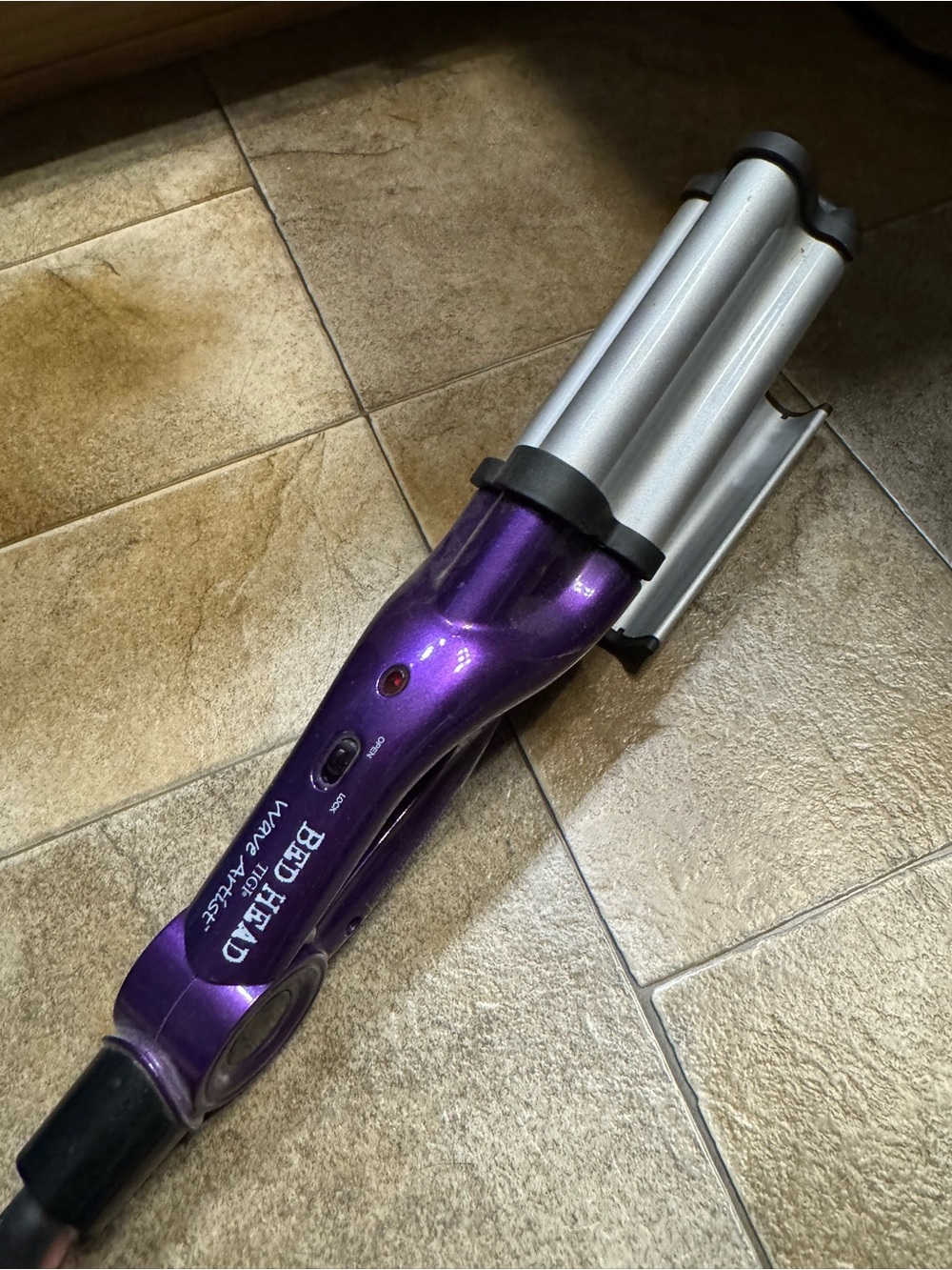 Bed Head Wave Artist Triple Barrel Waver in Purple